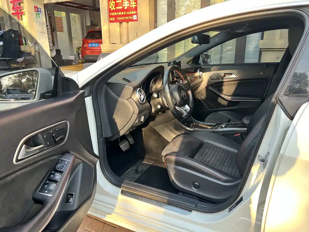 Mercedes-Benz CLA (Import) — миниатюра 13