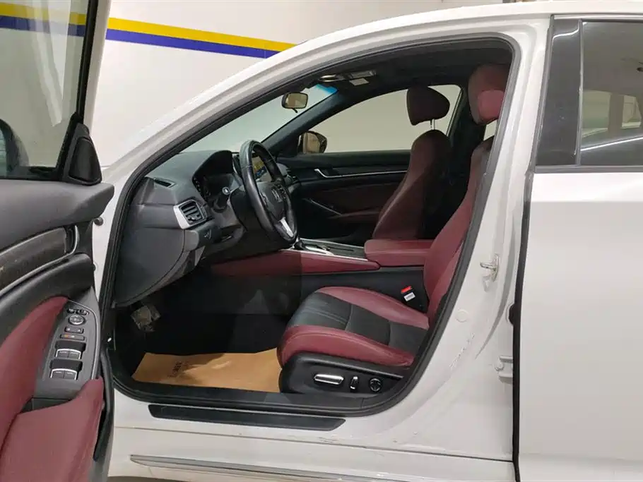 Honda Inspire 2022 260TURBO