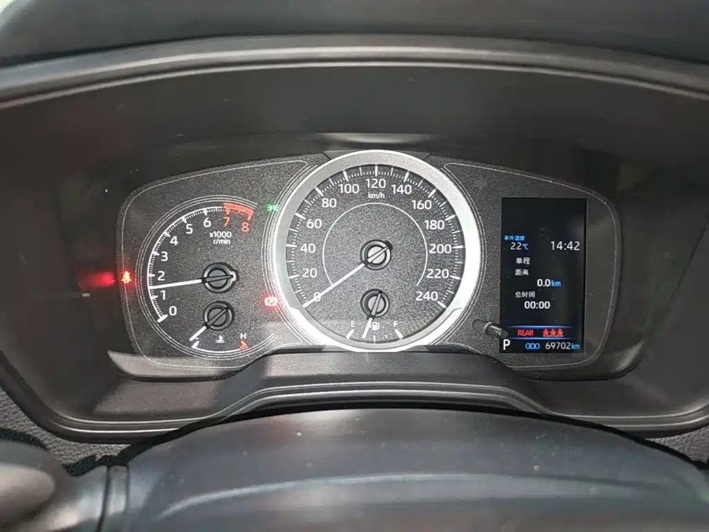 Toyota Corolla — миниатюра 12