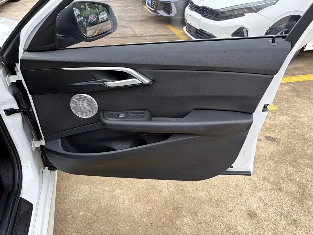 BMW 1 Series — миниатюра 19