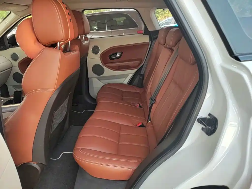 Land Rover Evoque — миниатюра 17