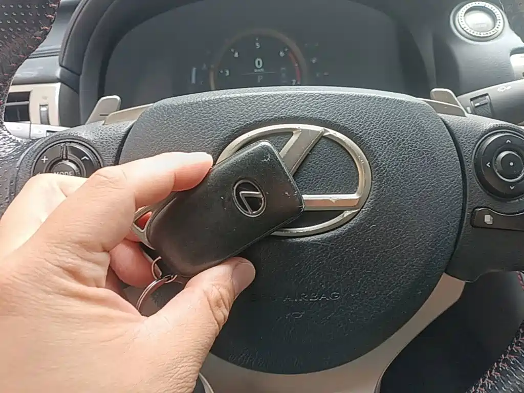 Lexus IS — миниатюра 9