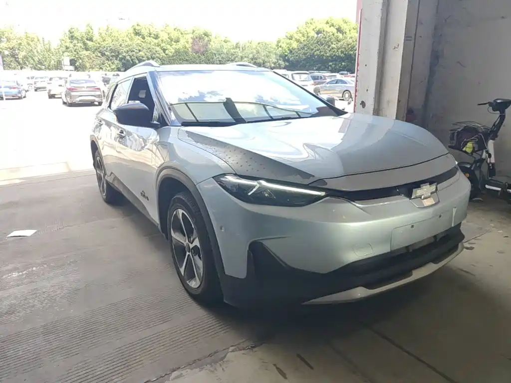 Chevrolet Menlo — миниатюра 4