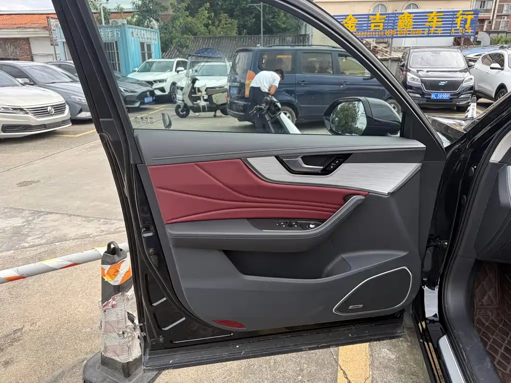Hongqi Hongqi HS5 — миниатюра 5