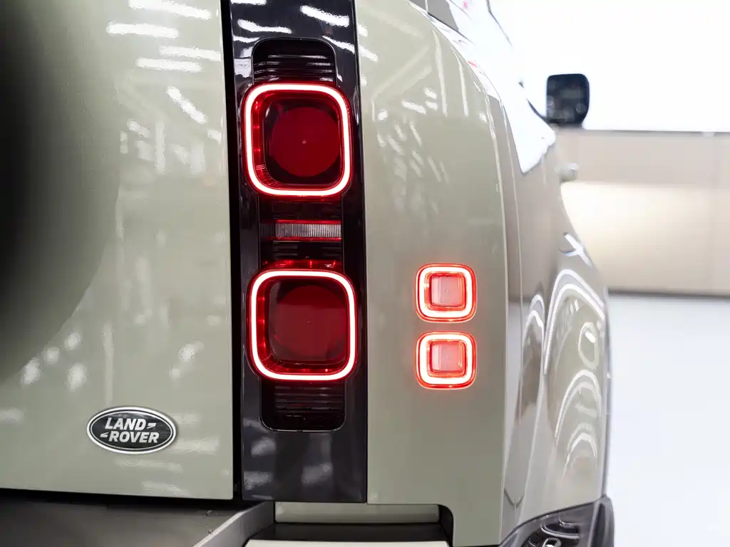 Land Rover Land Rover Defender 2022 110 P400 X-DYNAMIC HSE