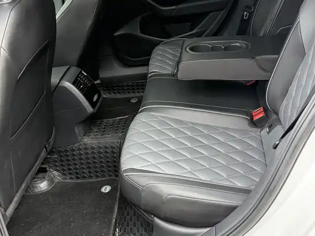 Volkswagen Sagitar — миниатюра 13