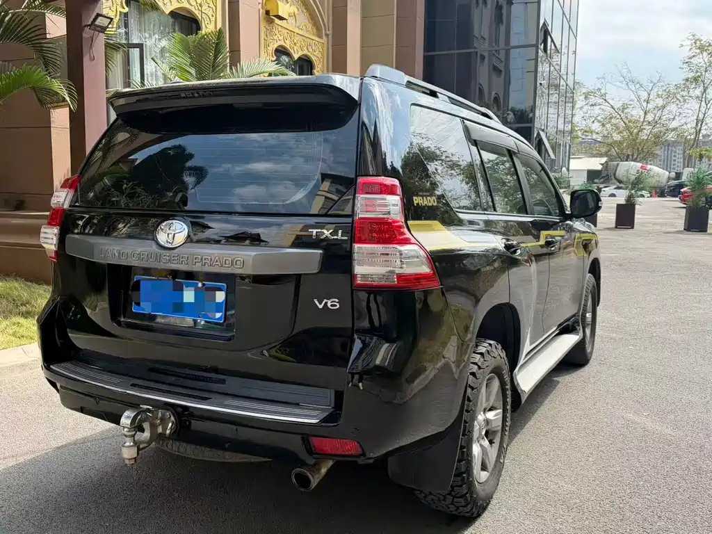 Toyota Land Cruiser Prado 2014 2.7L AT Standard