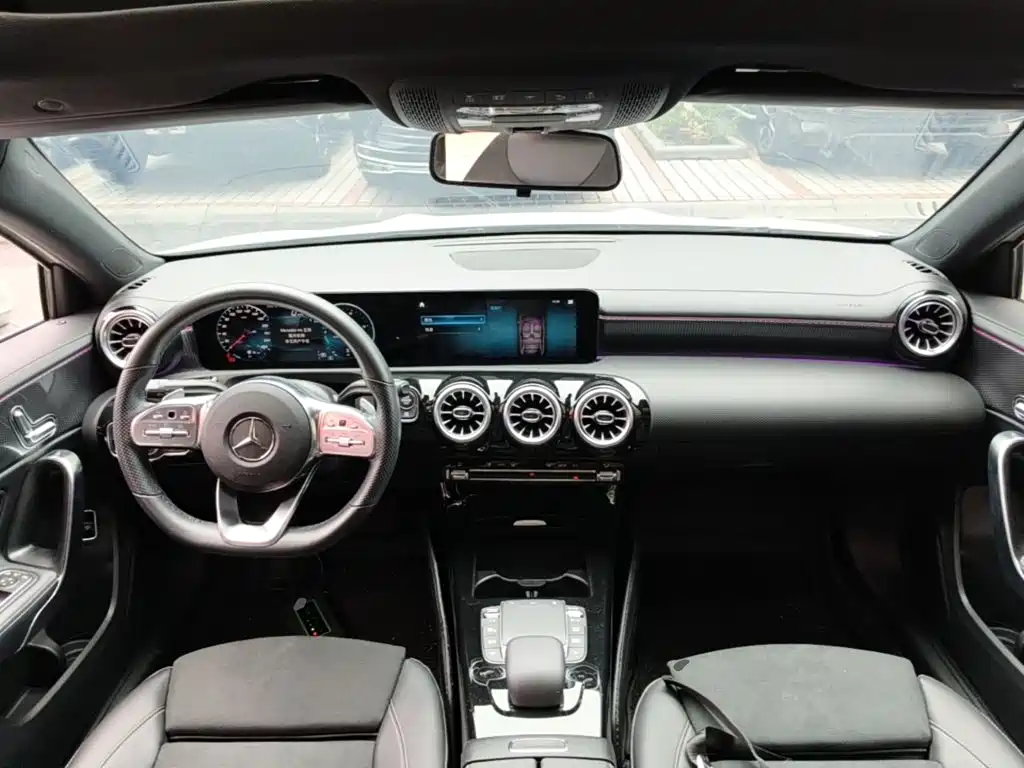 Mercedes-Benz A-Class — миниатюра 10