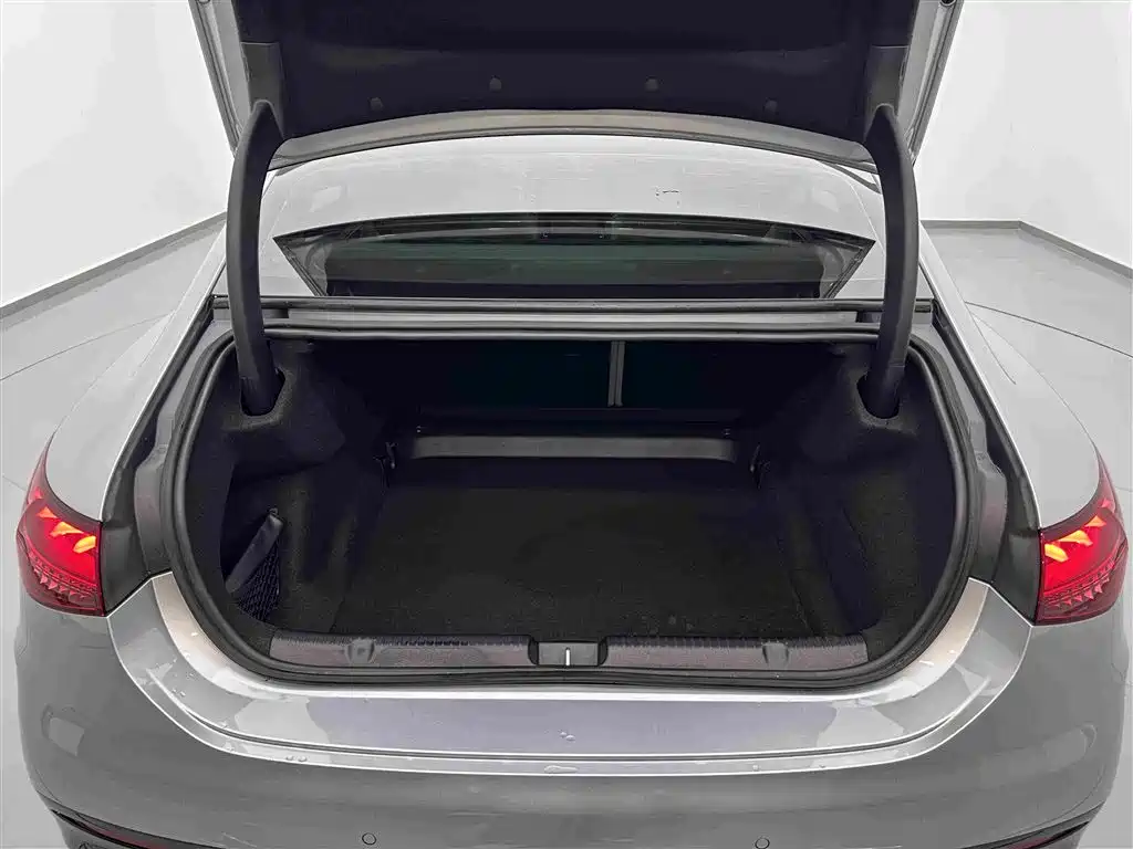 Mercedes-Benz EQE — миниатюра 26