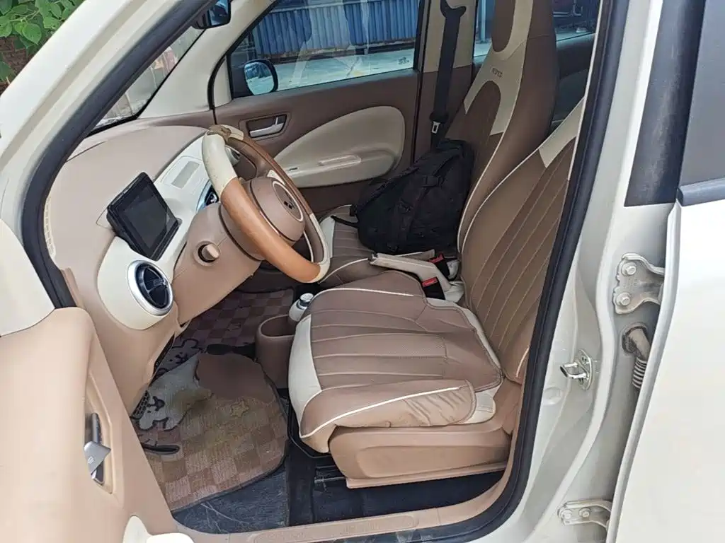 Wuling MINIEV — миниатюра 15