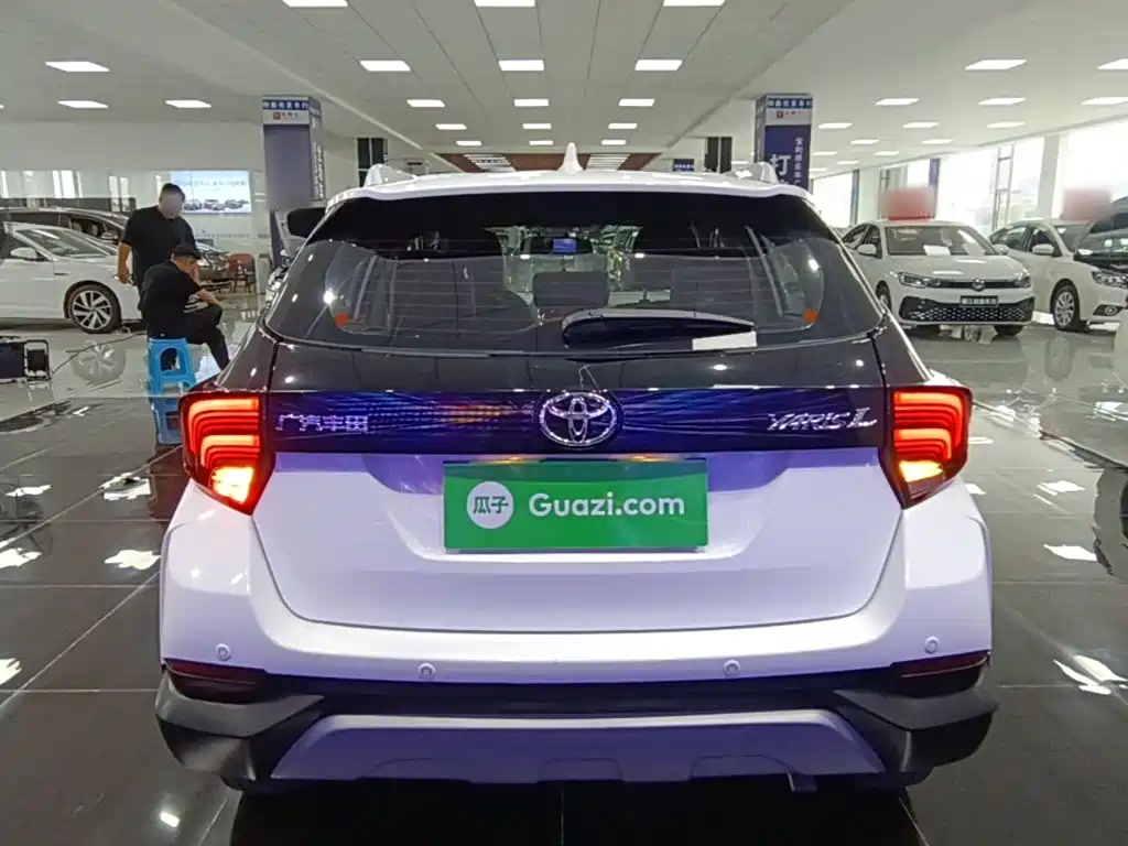Toyota Yaris L — миниатюра 6