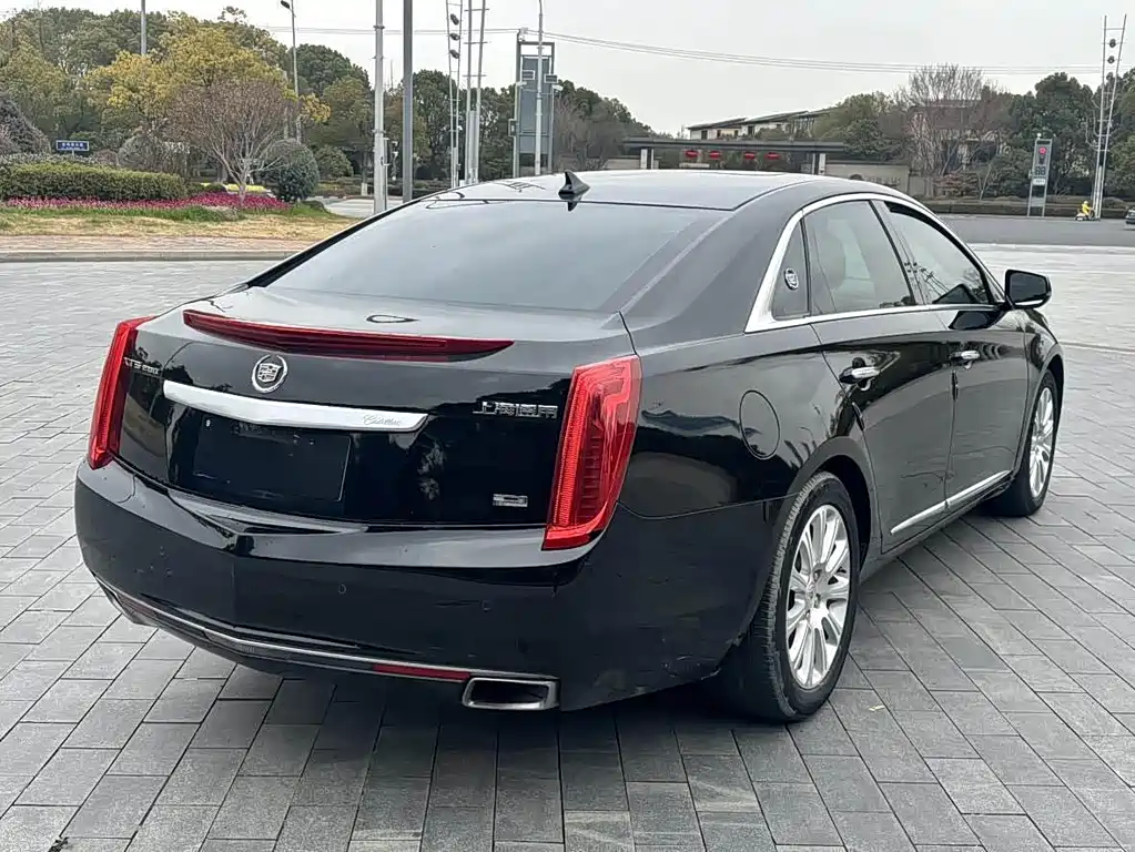 Cadillac XTS — миниатюра 5