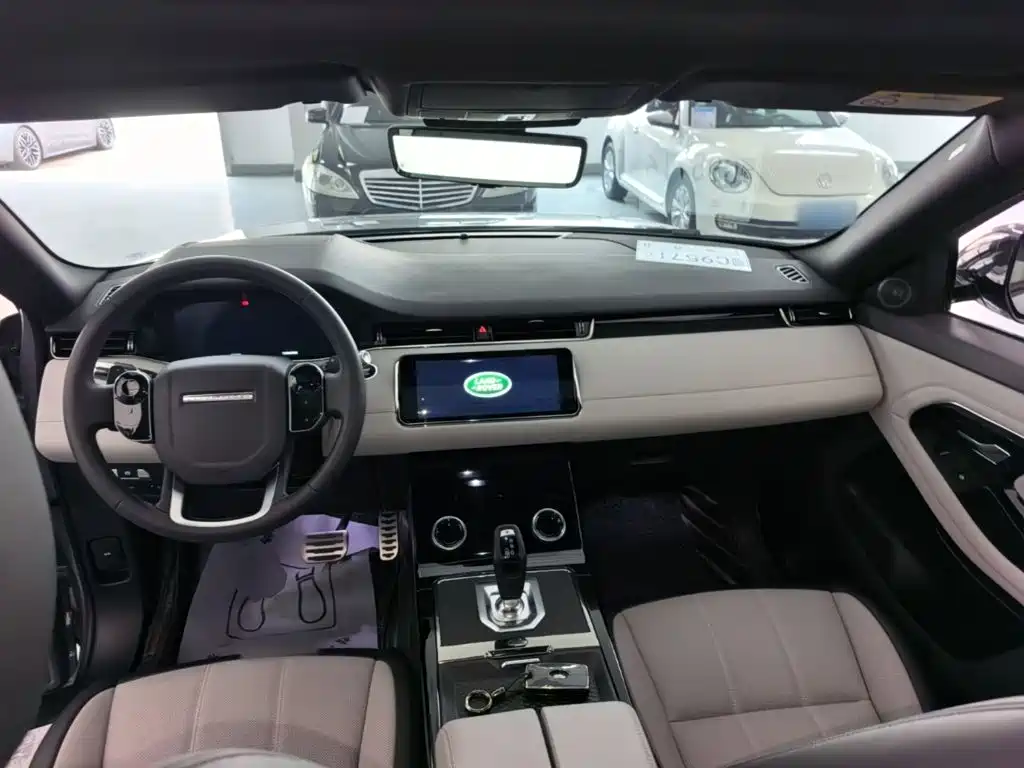 Land Rover Evoque — миниатюра 10