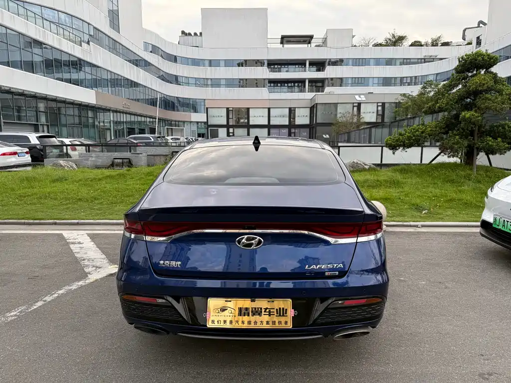 Hyundai Fista — миниатюра 9