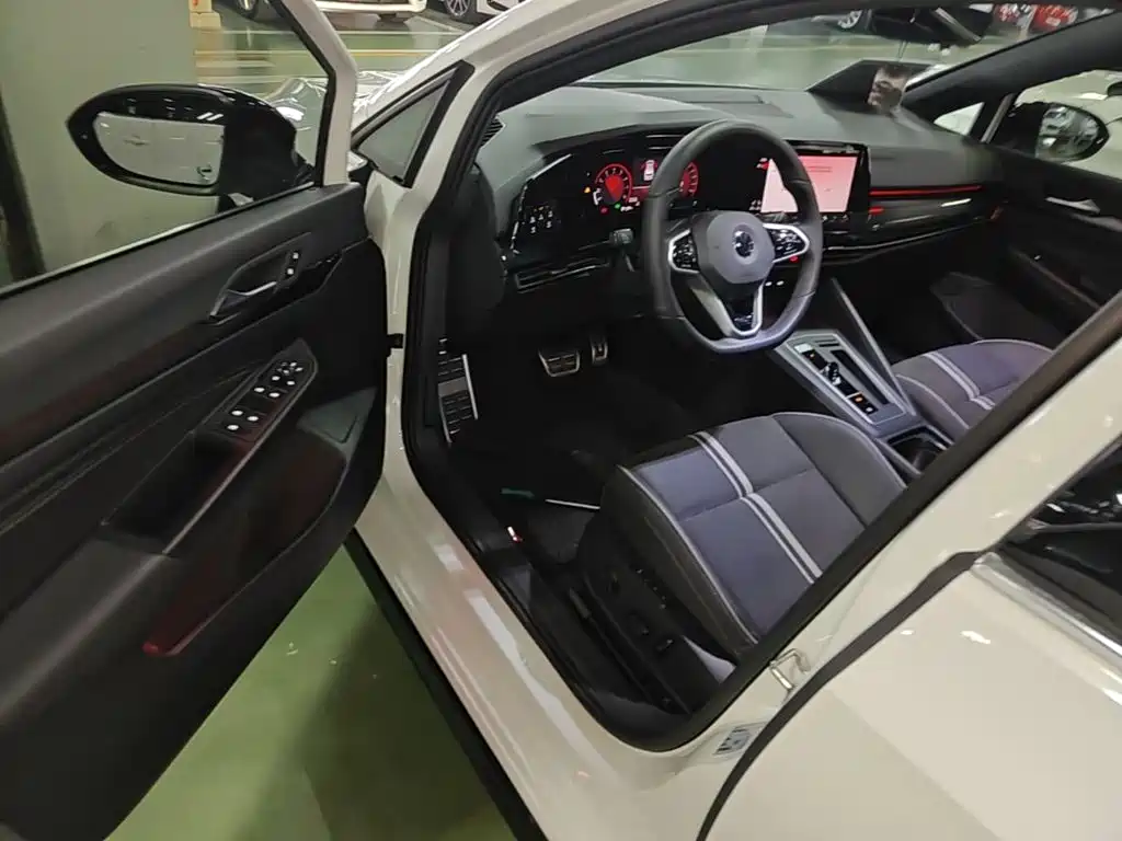 Volkswagen Golf — миниатюра 16