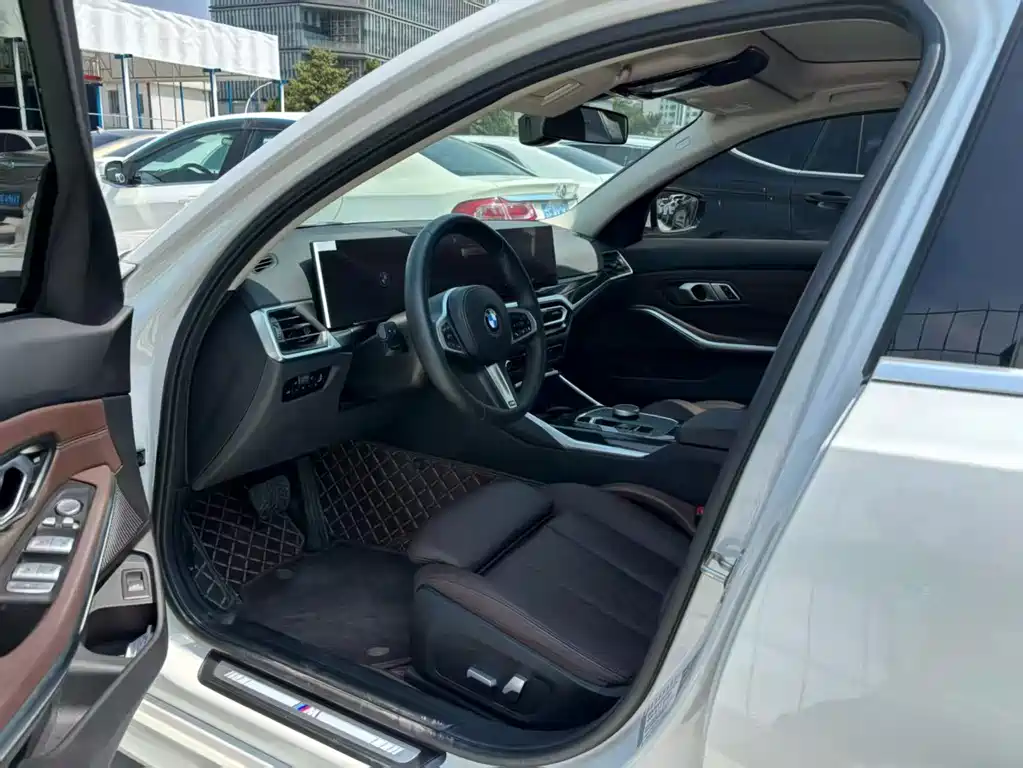 BMW 3 Series — миниатюра 4