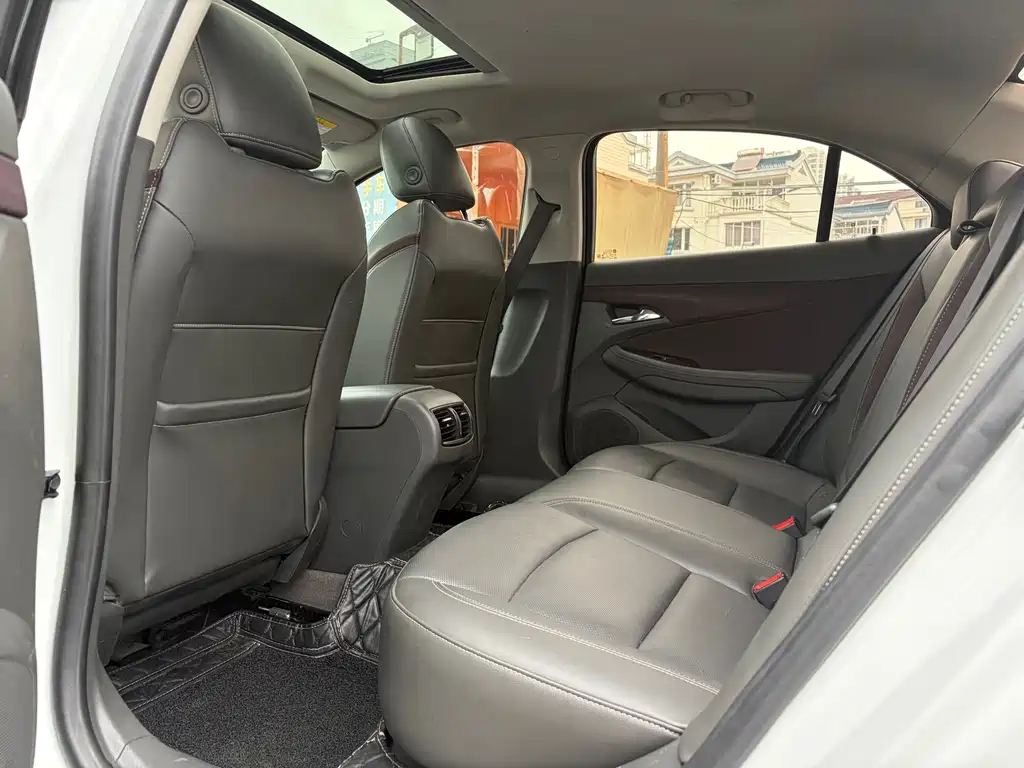 Chevrolet Malibu 2017 1.5T AT Luxury