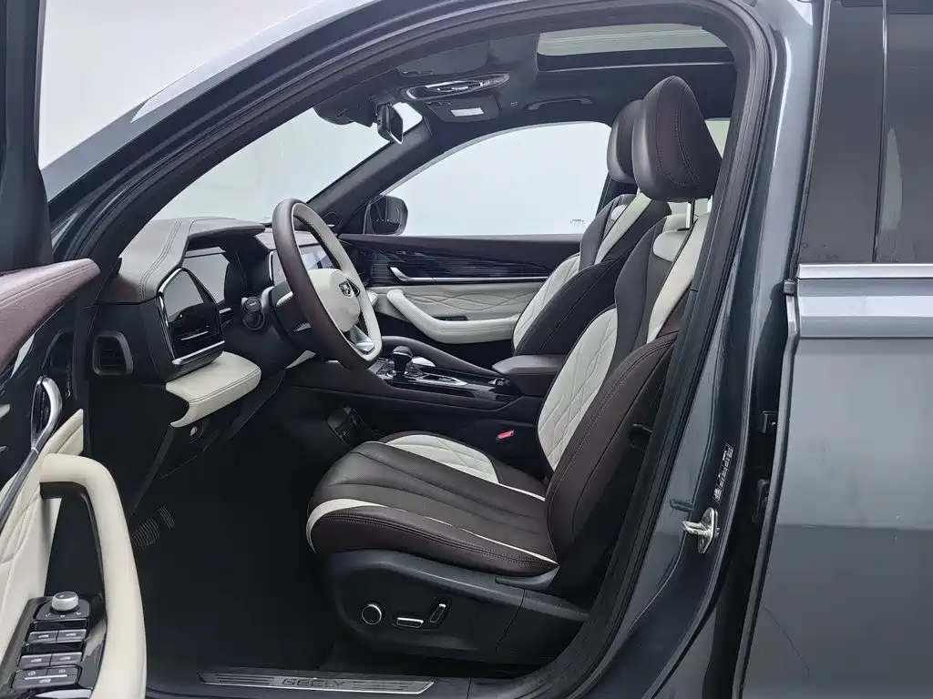 Geely Xingyue L — миниатюра 10
