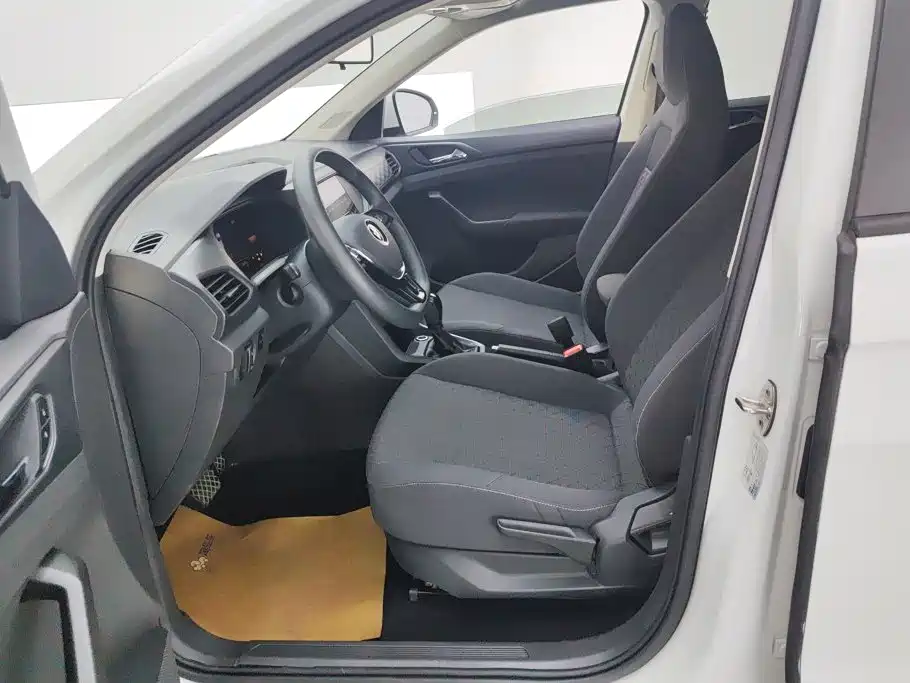 Volkswagen T-Cross — миниатюра 9