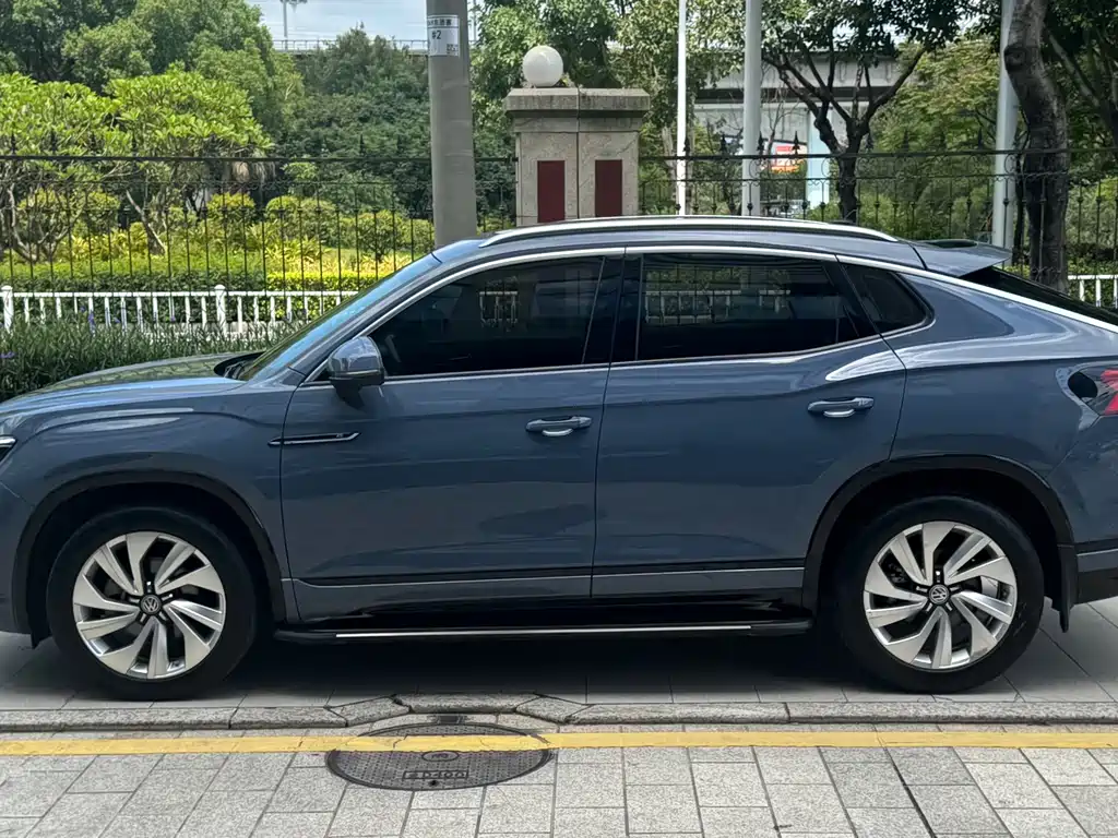 Volkswagen X — миниатюра 7
