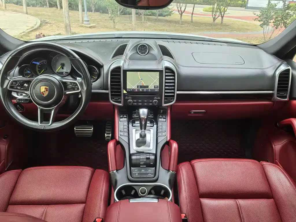 PORSCHE CAYENNE NEW ENERGY