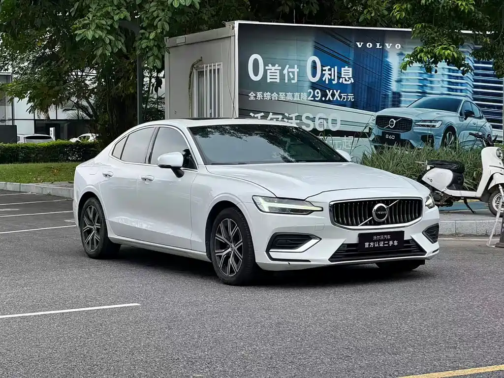 Volvo S60 — миниатюра 3