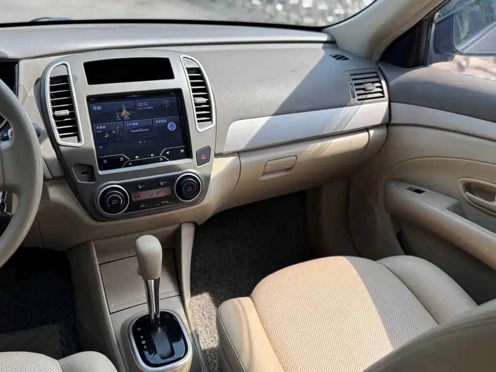 Nissan Sylphy — миниатюра 5