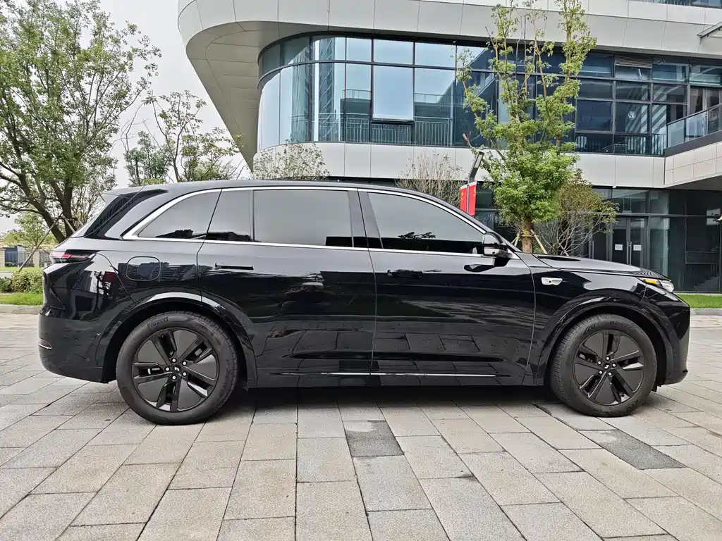 Li Auto IDEAL L7