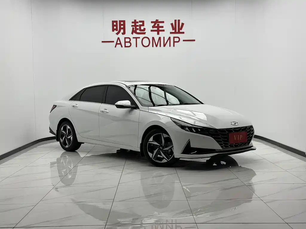 Hyundai Elantra — миниатюра 2