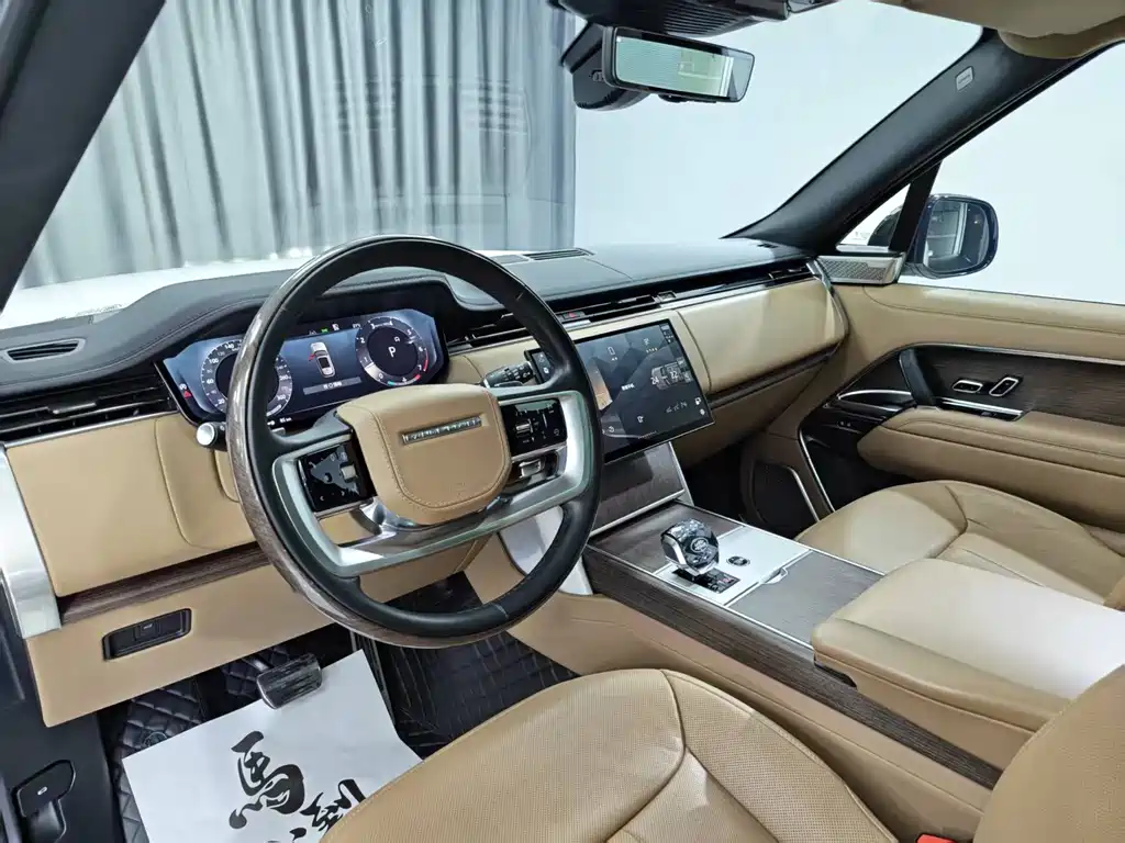 Land Rover Range Rover — миниатюра 4