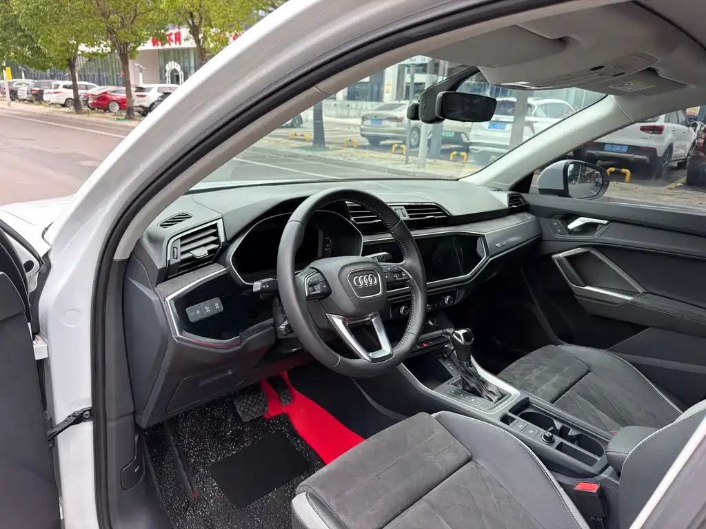 Audi Q3 — миниатюра 9