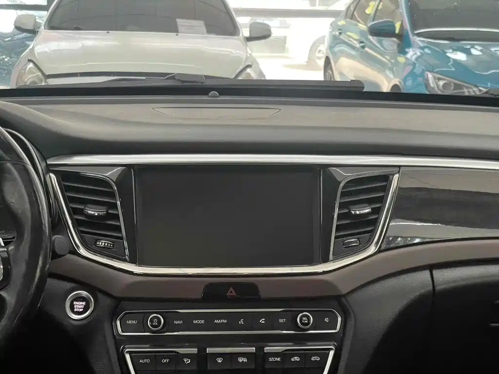 GAC GS8 2017 320T Luxury Smart Connect （ мест）
