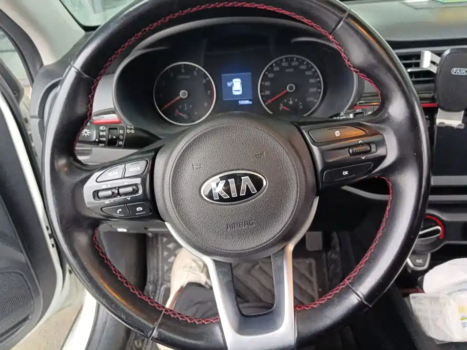 Kia KX Cross — миниатюра 15