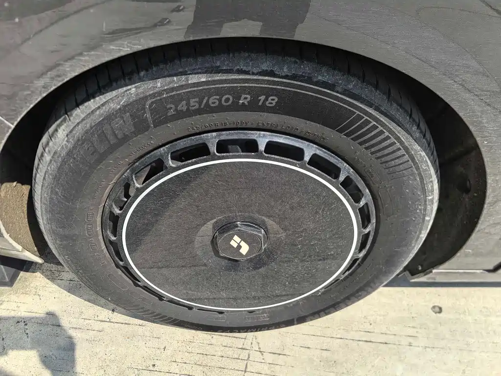 Li Auto Li MEGA — миниатюра 5