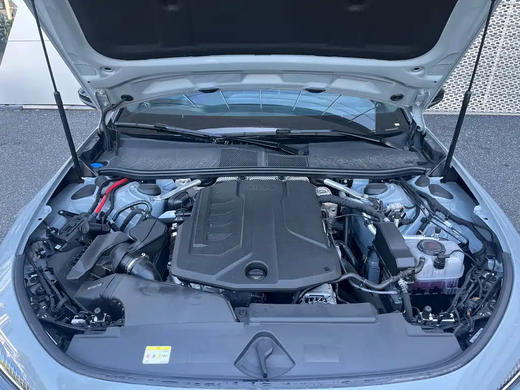 Audi Audi A5L — миниатюра 15