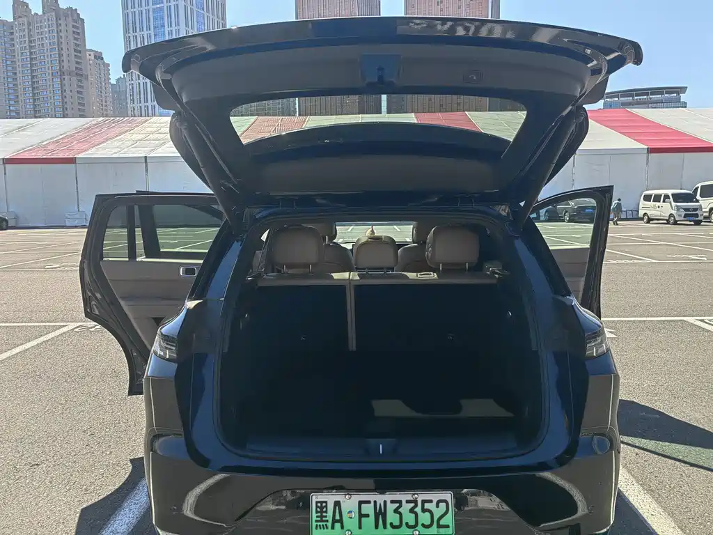 Li Auto Li L6 — миниатюра 25