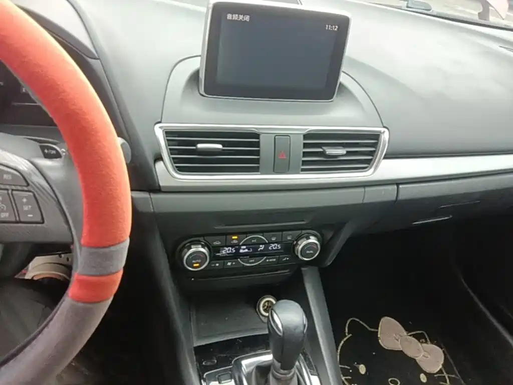 Mazda 3 Axela — миниатюра 18