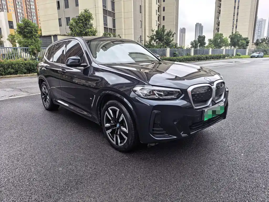 BMW iX3 — миниатюра 3