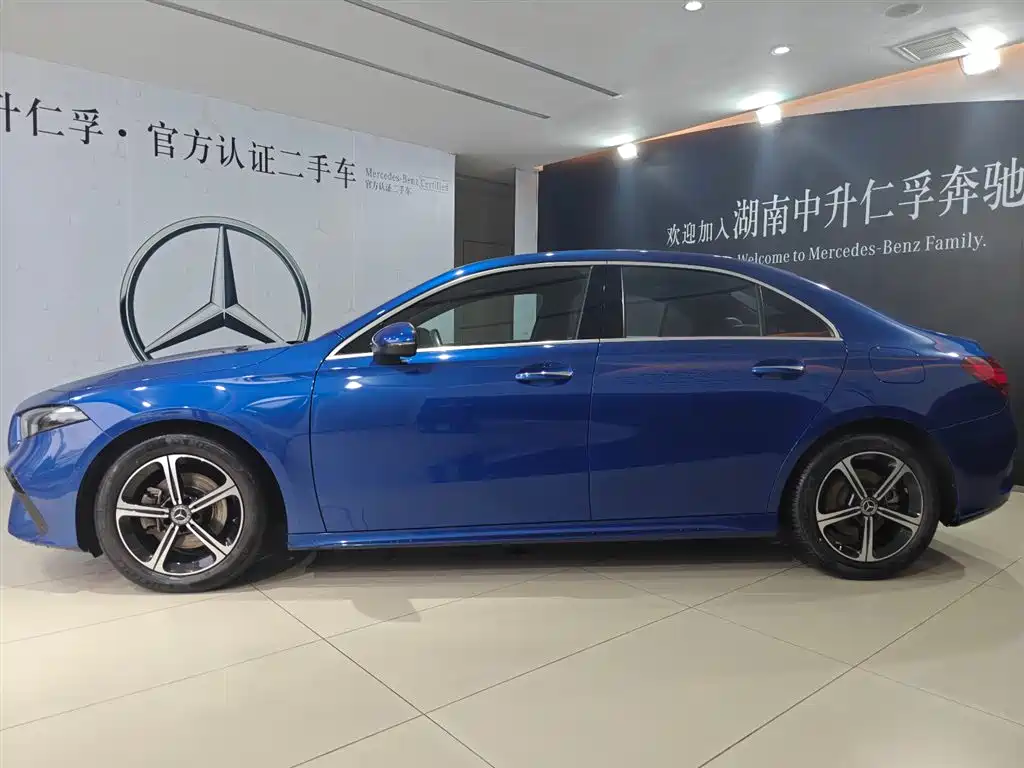 MERCEDES-BENZ A CLASS