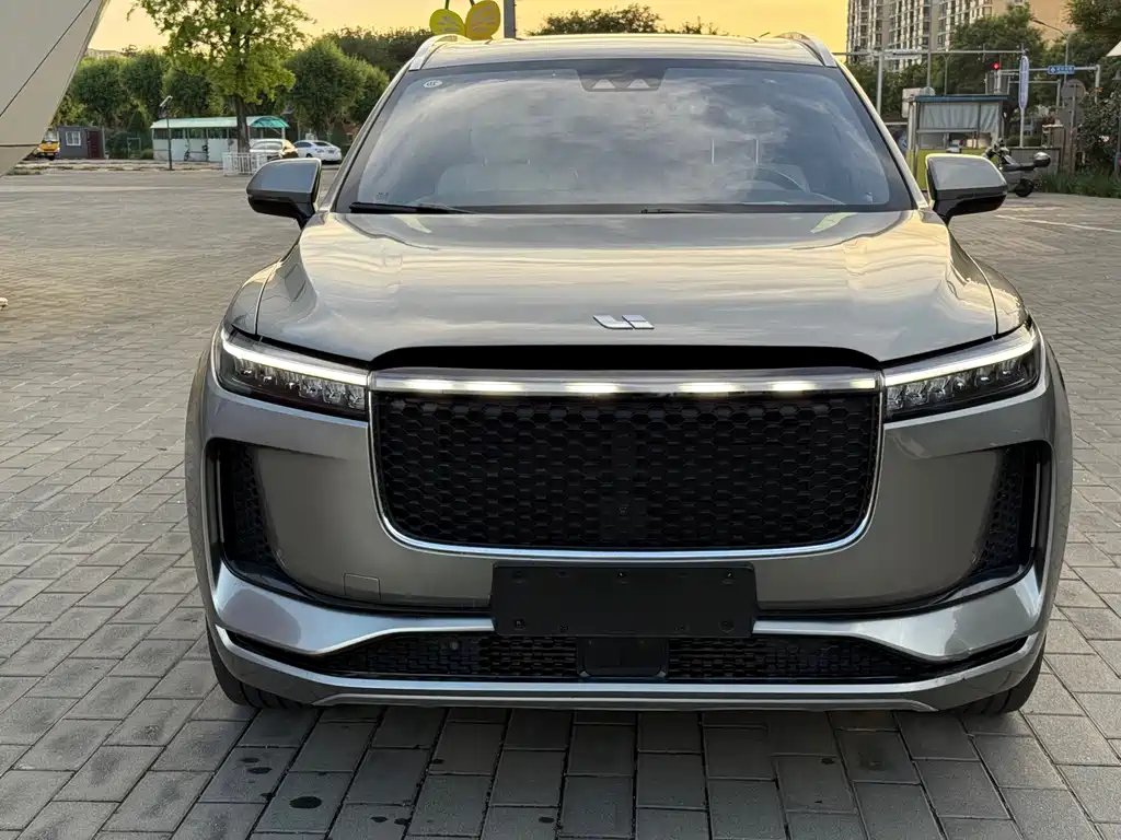 Li Auto Li ONE — миниатюра 2
