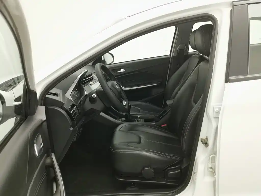 Chery Tiggo 3x — миниатюра 10