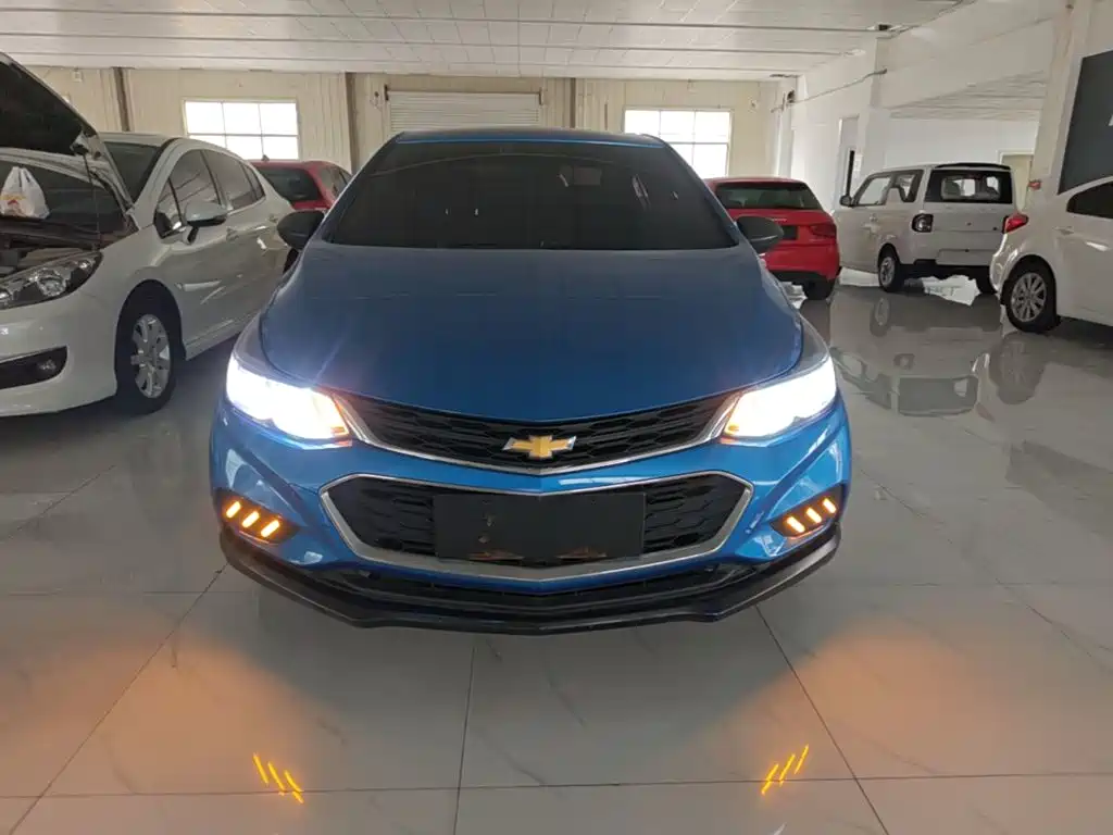 Chevrolet Cruze — миниатюра 3