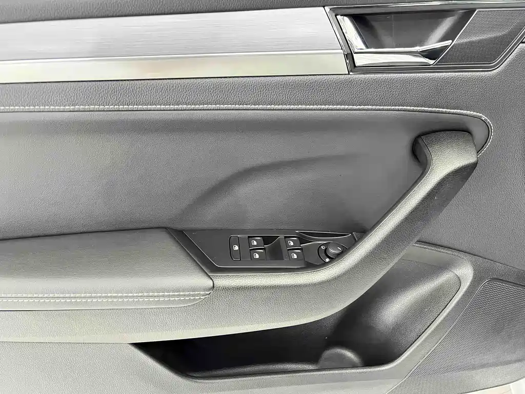 Skoda Superb 2023 TSI280 DSG Premium