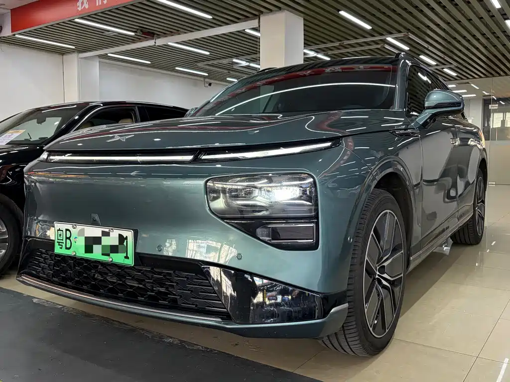 XPeng G9
