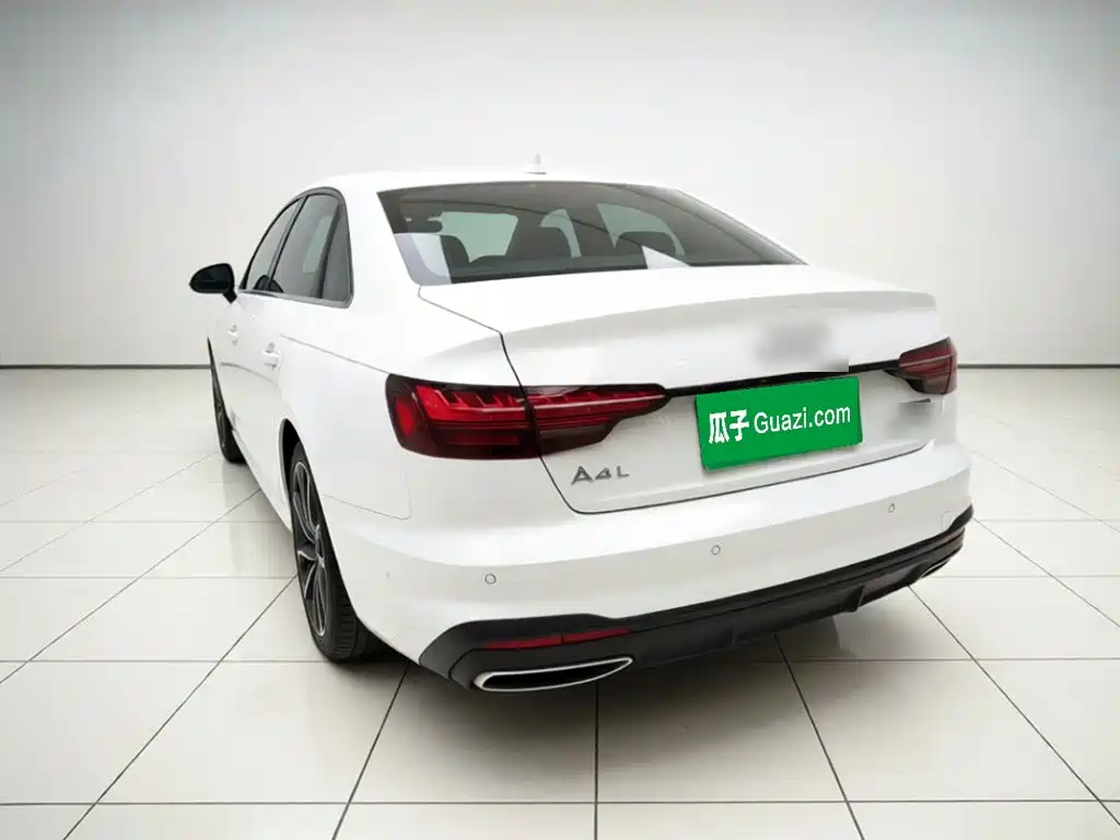 Audi A4L — миниатюра 4