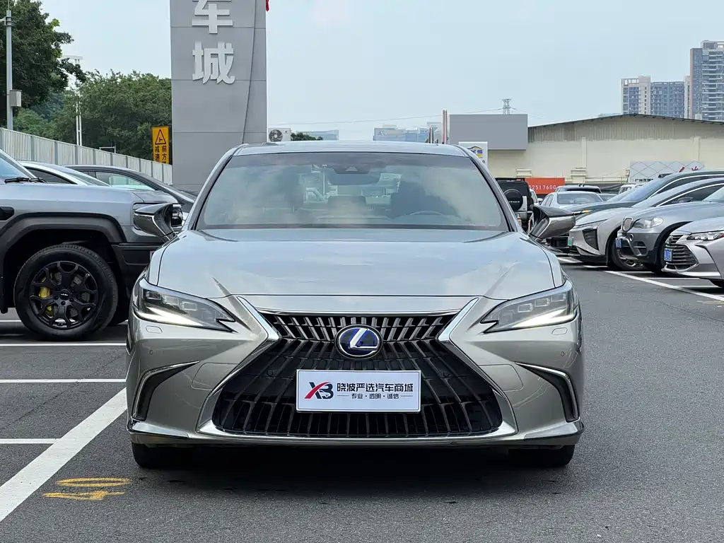 Lexus ES — миниатюра 2