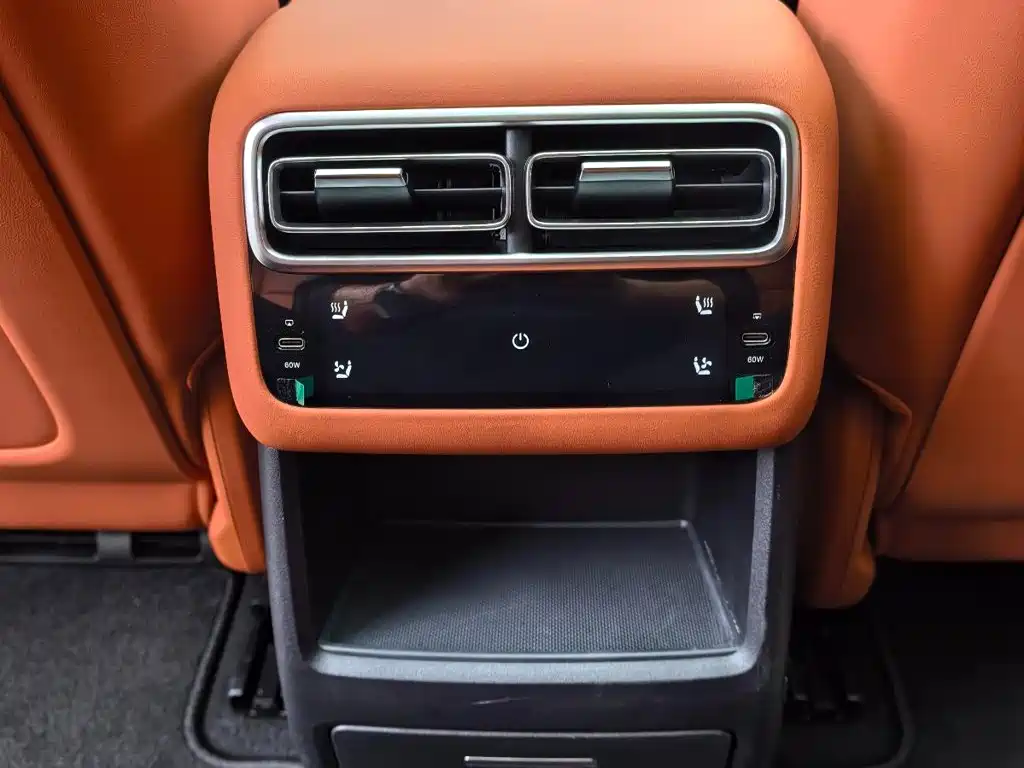 Li Auto Li L6 — миниатюра 10