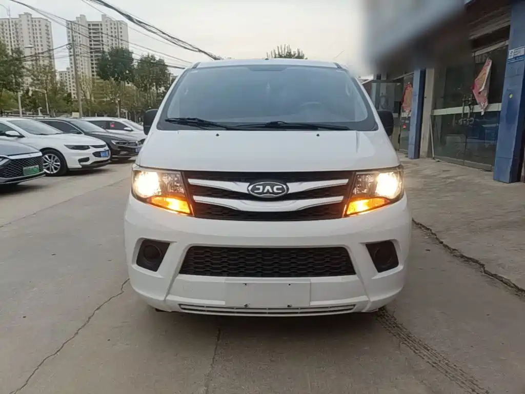 JAC Refine Refine M3 — миниатюра 3
