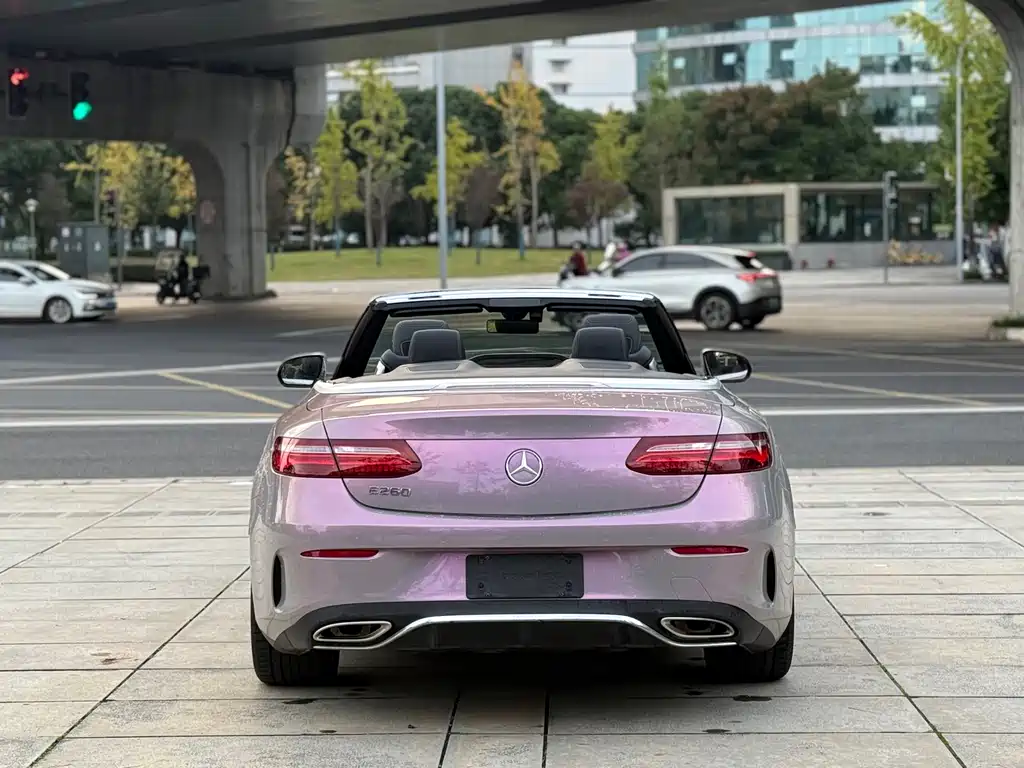 MERCEDES-BENZ E CLASS