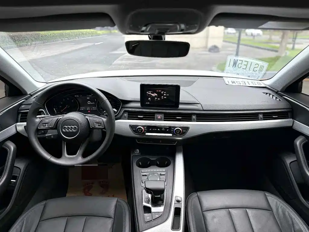 Audi A4L — миниатюра 2